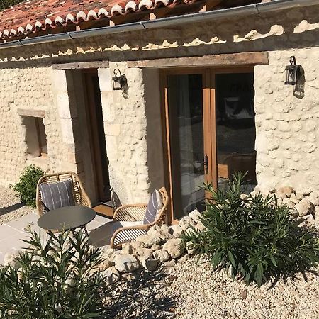Les Ombrieres Bed and Breakfast Porcheresse Exteriör bild