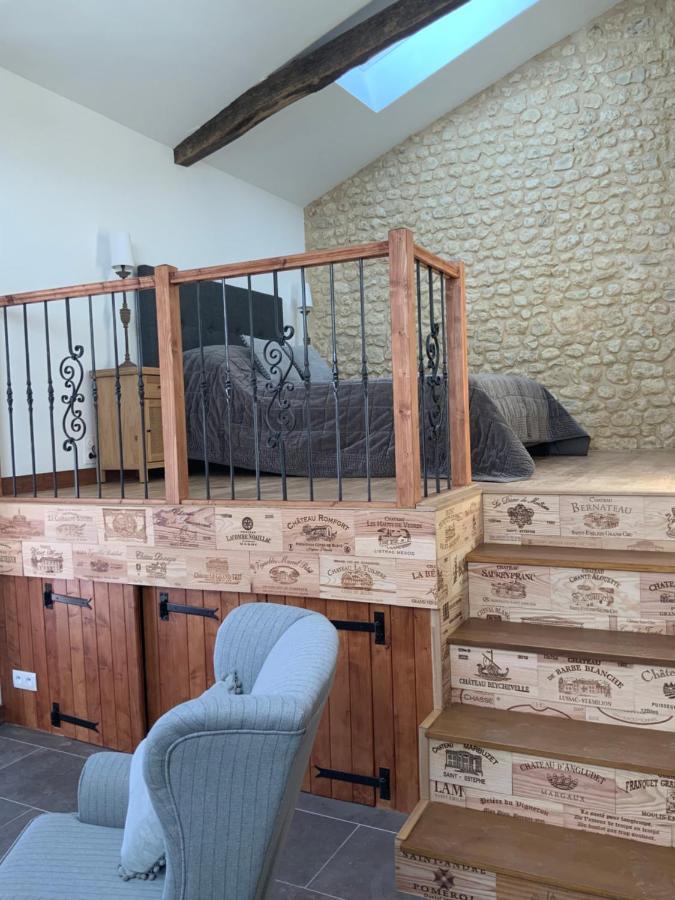 Les Ombrieres Bed and Breakfast Porcheresse Exteriör bild